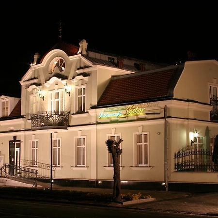 Willa Nestor Курник Экстерьер фото